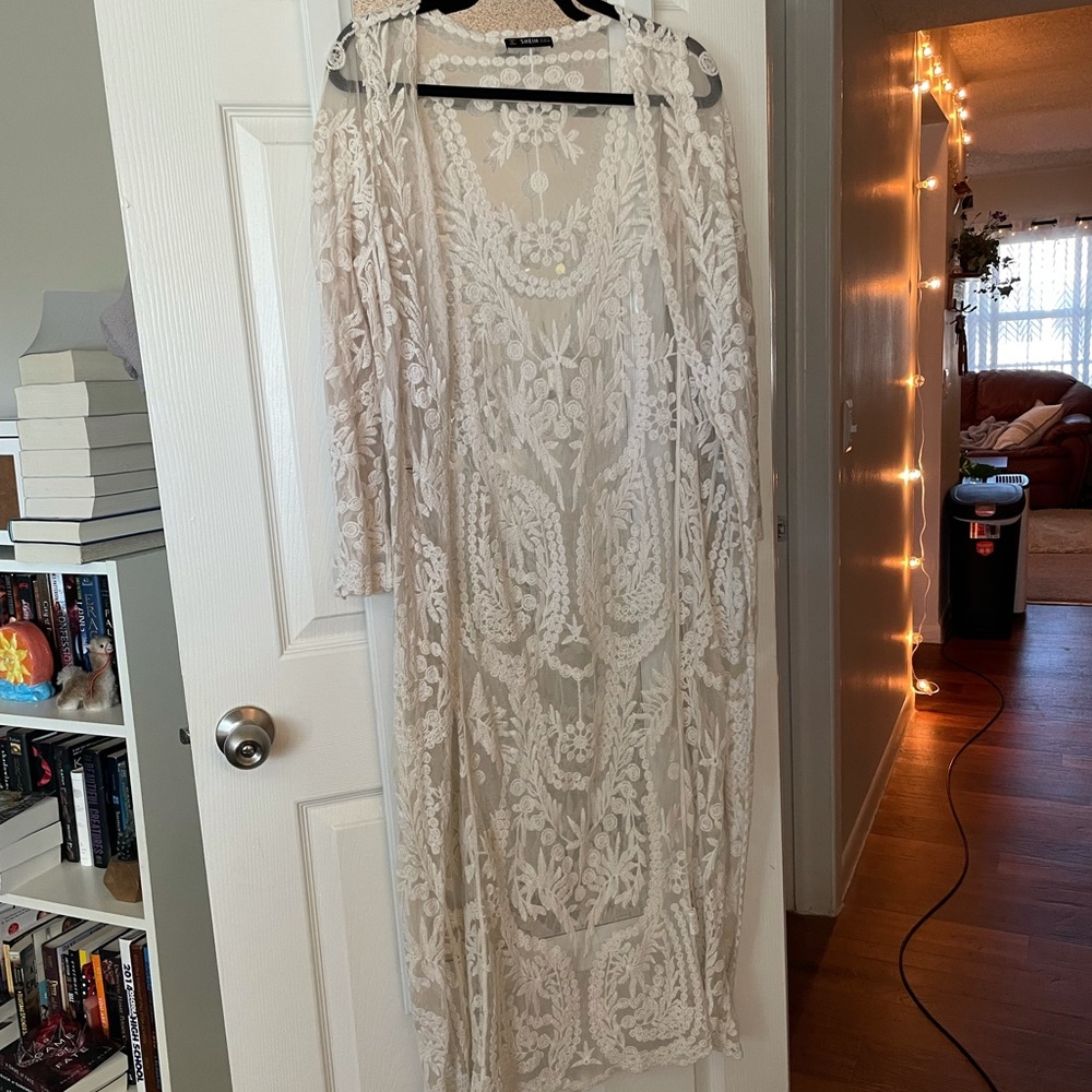 Long sleeve lace floor-length cardigan
